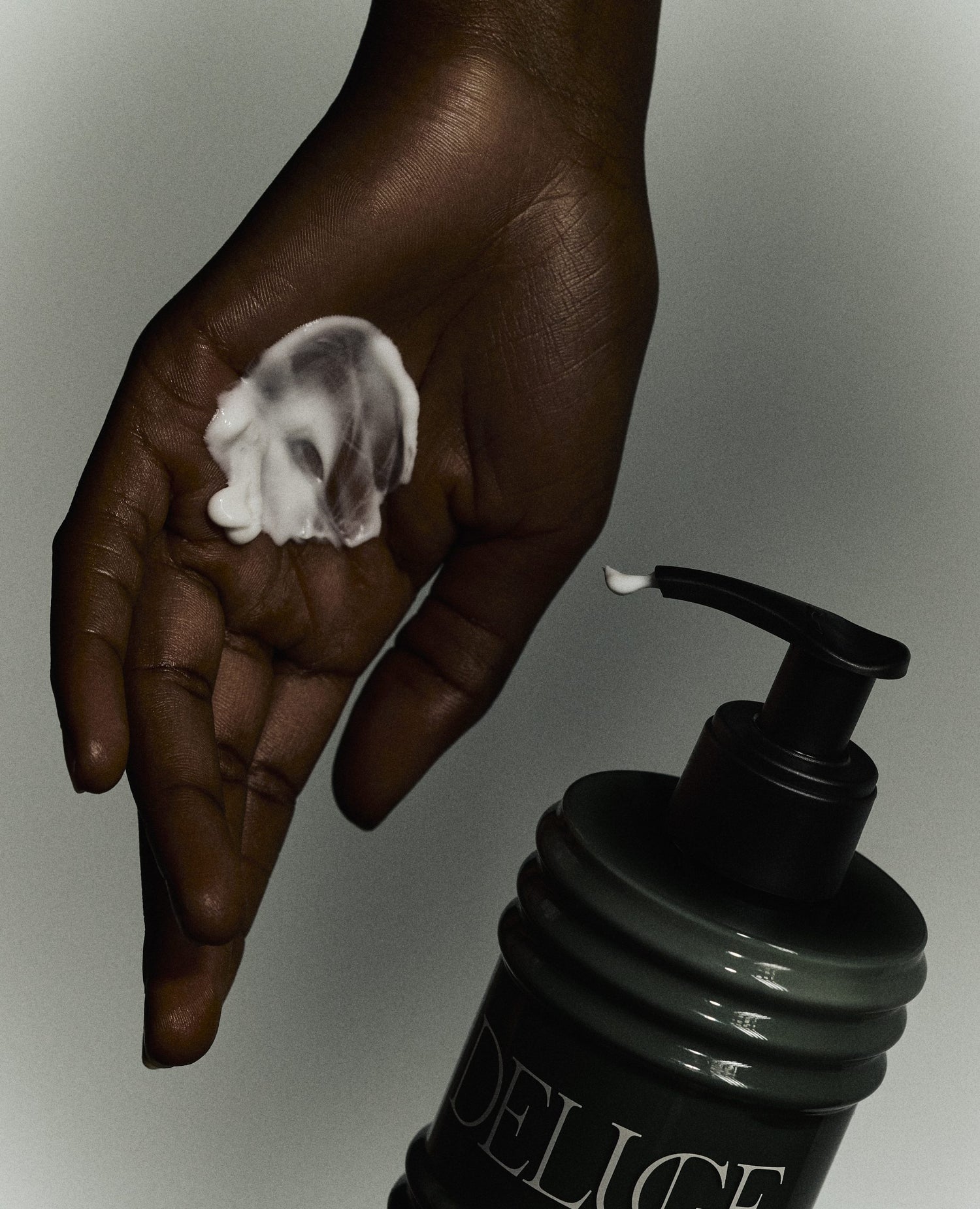 Silky nourishing body lotion