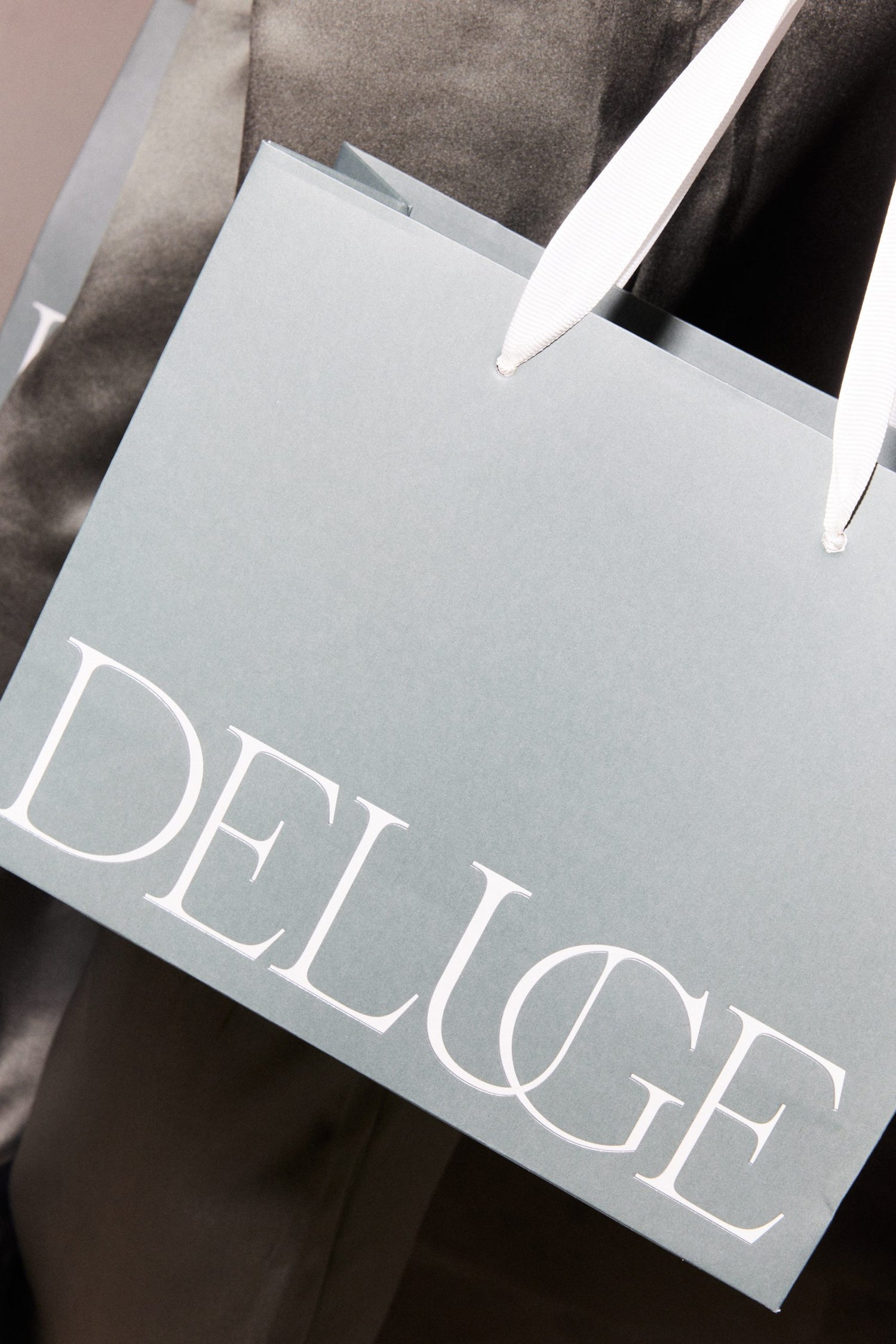 Deluge gift wrapping